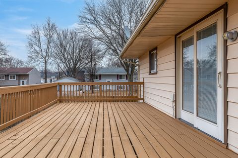 Tiny photo for 4905 50th Street, Moline, IL 61265 (MLS # 12569507)