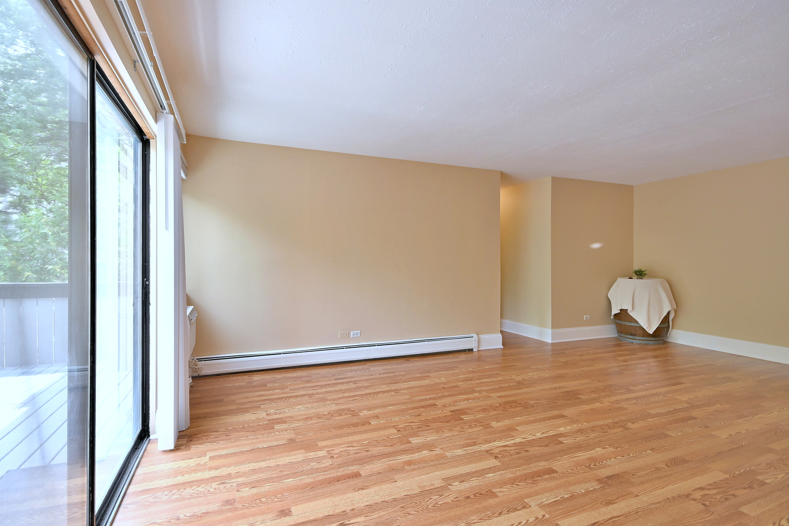 1813 Hemlock Place 306