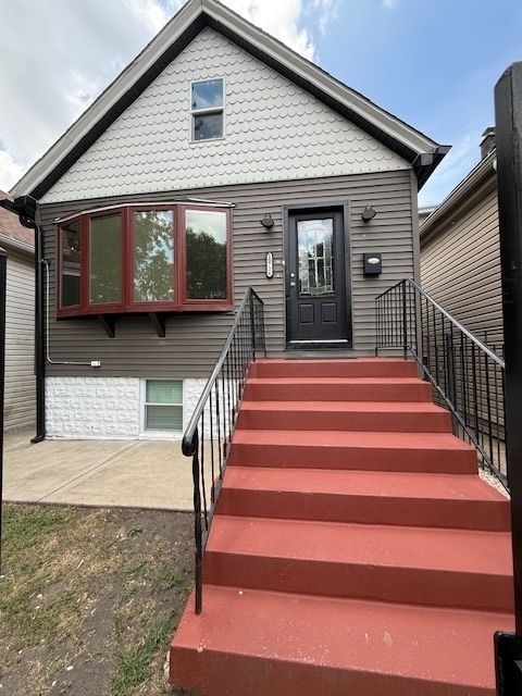 Photo of 10726 S Mackinaw Avenue, Chicago, IL 60617 (MLS # 12422106)