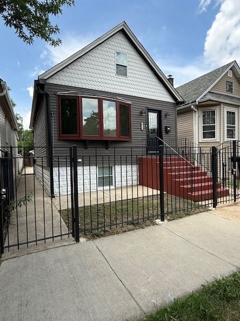 Tiny photo for 10726 S Mackinaw Avenue, Chicago, IL 60617 (MLS # 12422106)