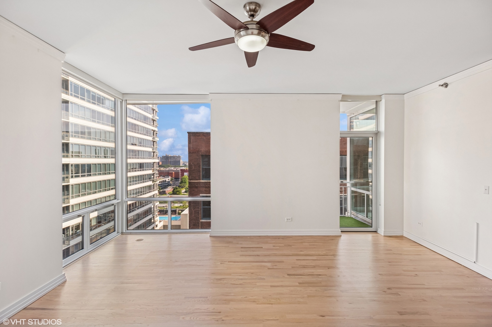 170 W Polk Street 1205