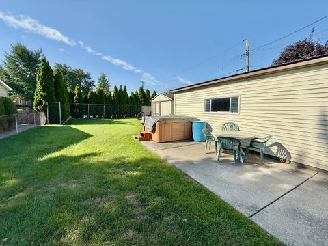 Tiny photo for 7425 W Devon Avenue, Chicago, IL 60631 (MLS # 12464174)