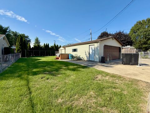 Tiny photo for 7425 W Devon Avenue, Chicago, IL 60631 (MLS # 12464174)