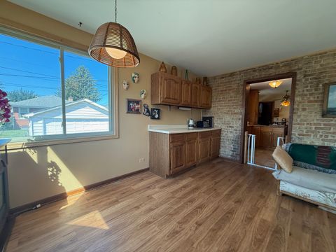 Tiny photo for 7425 W Devon Avenue, Chicago, IL 60631 (MLS # 12464174)