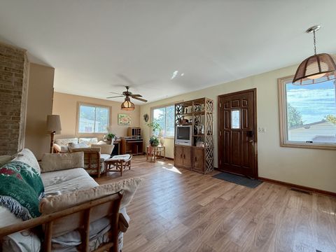 Tiny photo for 7425 W Devon Avenue, Chicago, IL 60631 (MLS # 12464174)