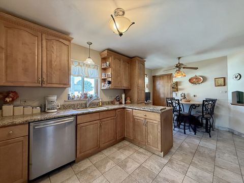 Tiny photo for 7425 W Devon Avenue, Chicago, IL 60631 (MLS # 12464174)
