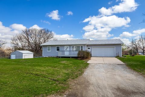 Photo of 1107 Idaho Avenue, Davenport, IA 52804 (MLS # 12611645)