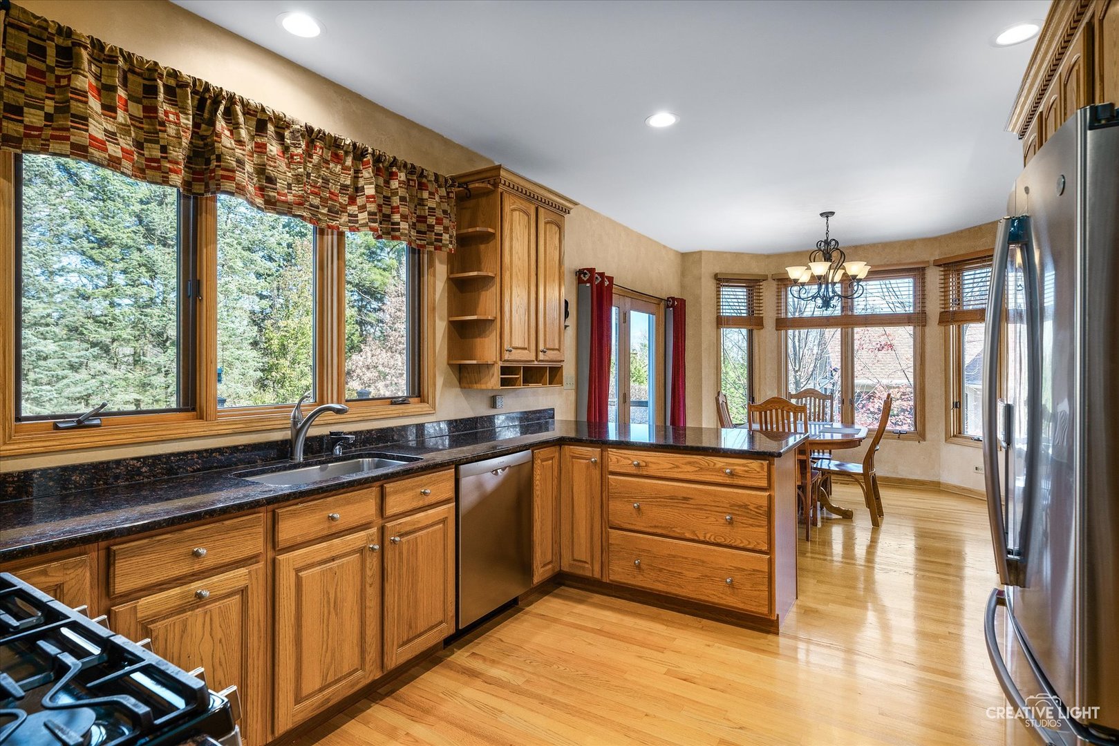 3205 PINE WOODS Lane