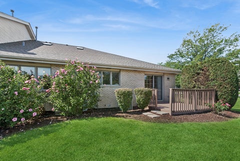 Tiny photo for 532 Lisson GRV, New Lenox, IL 60451 (MLS # 12781507)