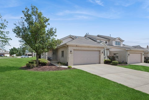Tiny photo for 532 Lisson GRV, New Lenox, IL 60451 (MLS # 12781507)