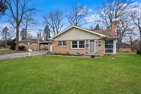 A home in Des Plaines