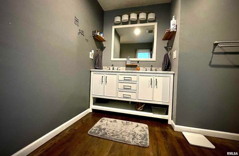 Tiny photo for 112 HILLCREST Drive, Goreville, IL 62939 (MLS # QC4269113)