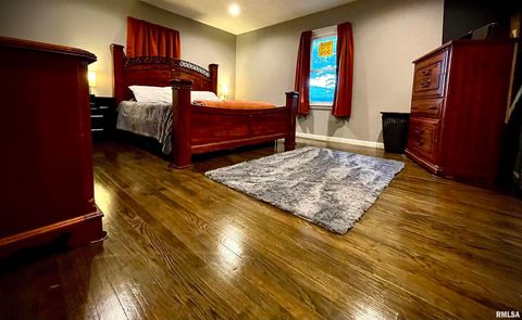 Tiny photo for 112 HILLCREST Drive, Goreville, IL 62939 (MLS # QC4269113)