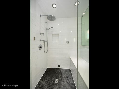 Tiny photo for 1509 N Mohawk Street #1, Chicago, IL 60610 (MLS # 12755939)