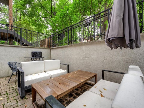 Tiny photo for 1509 N Mohawk Street #1, Chicago, IL 60610 (MLS # 12755939)