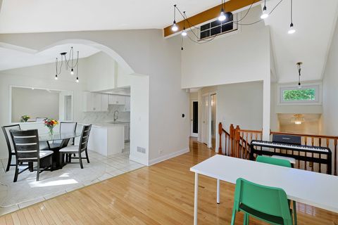 Tiny photo for 365 Juniper Tree Court, Hoffman Estates, IL 60169 (MLS # 12464432)