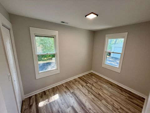 Tiny photo for 26346 N Walnut Avenue, Mundelein, IL 60060 (MLS # 12450154)