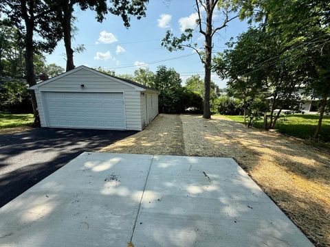 Tiny photo for 26346 N Walnut Avenue, Mundelein, IL 60060 (MLS # 12450154)