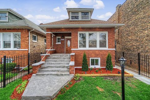Photo of 1511 N Linder Avenue, Chicago, IL 60651 (MLS # 12621389)