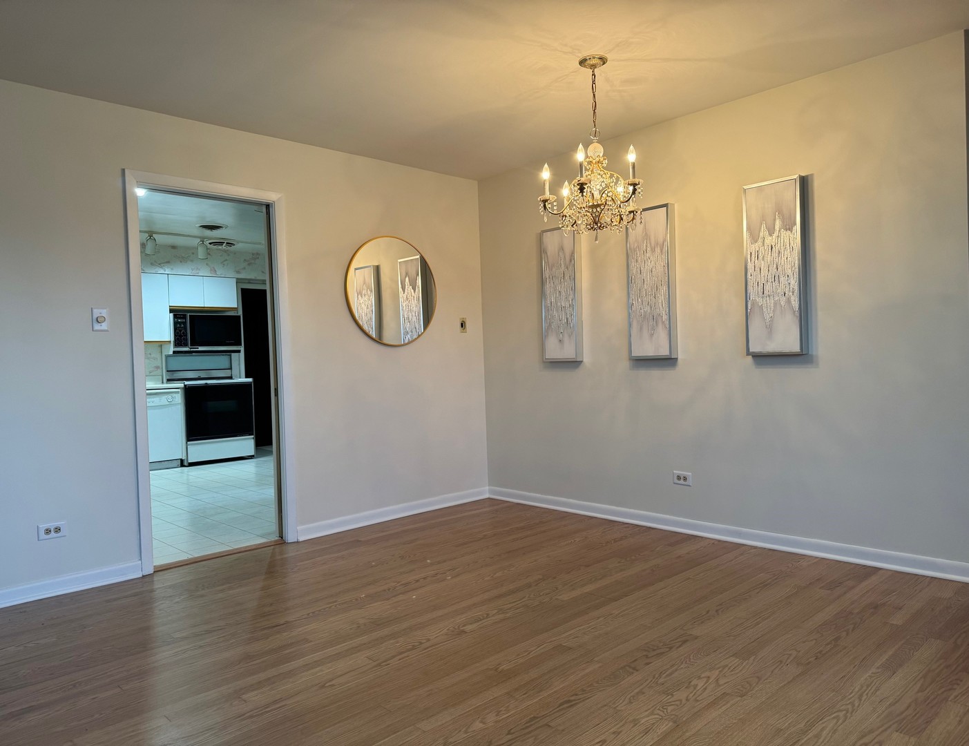 714 E Thacker Street