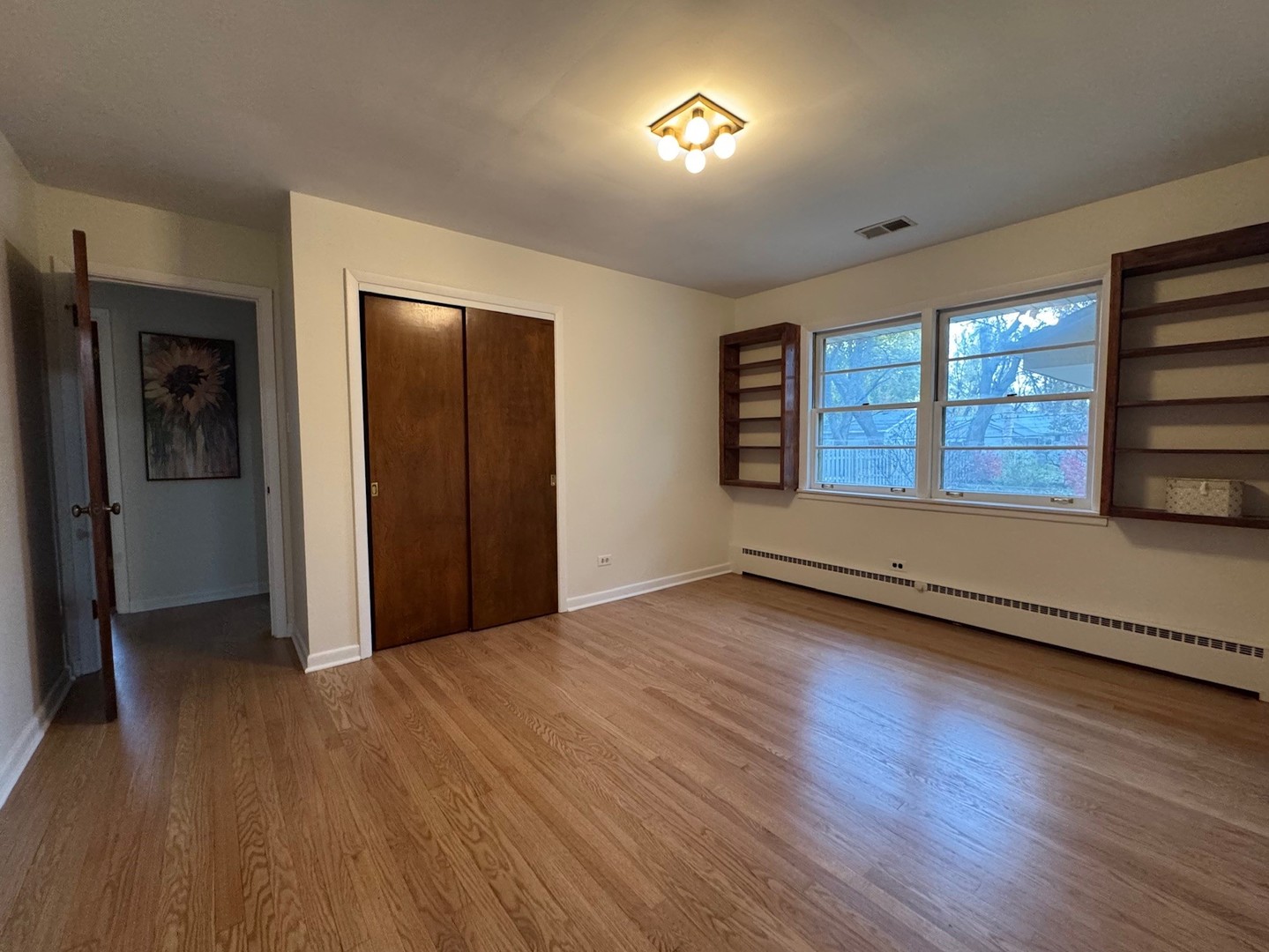 714 E Thacker Street