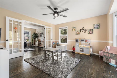 Tiny photo for 926 E Stone Creek Circle, Crystal Lake, IL 60014 (MLS # 12785305)