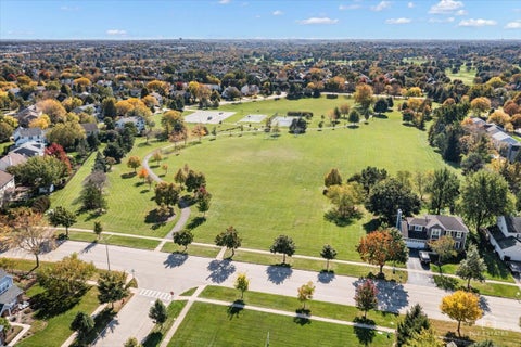 Tiny photo for 926 E Stone Creek Circle, Crystal Lake, IL 60014 (MLS # 12785305)
