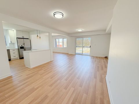 Tiny photo for 207 Uteg Street #302, Crystal Lake, IL 60014 (MLS # 12588520)