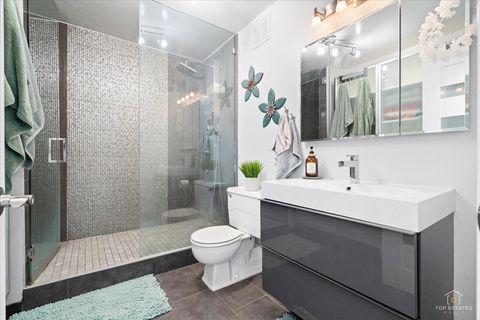 Tiny photo for 1405 E Central Road #222C, Arlington Heights, IL 60005 (MLS # 12579191)