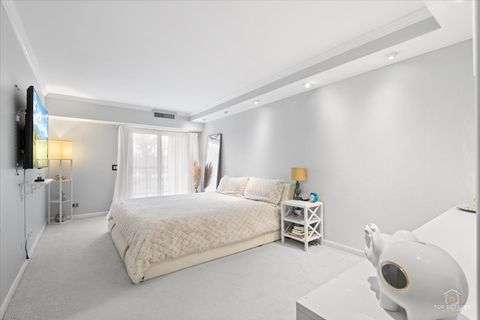 Tiny photo for 1405 E Central Road #222C, Arlington Heights, IL 60005 (MLS # 12579191)