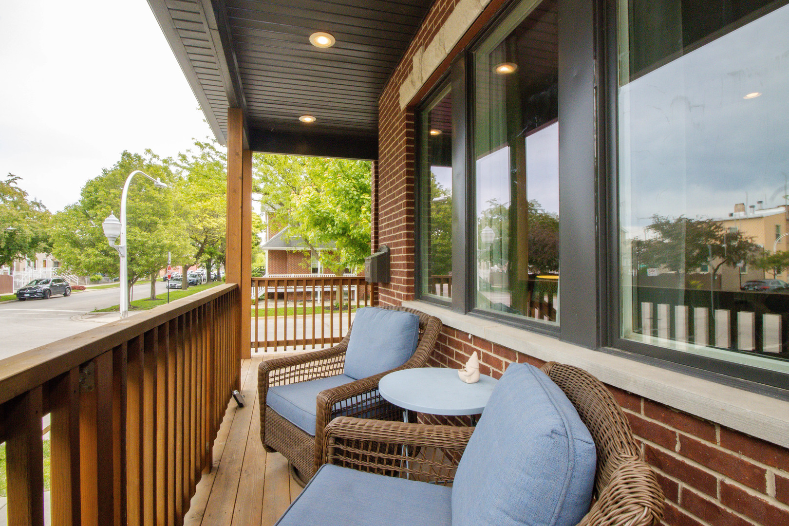 901 W 37TH Street