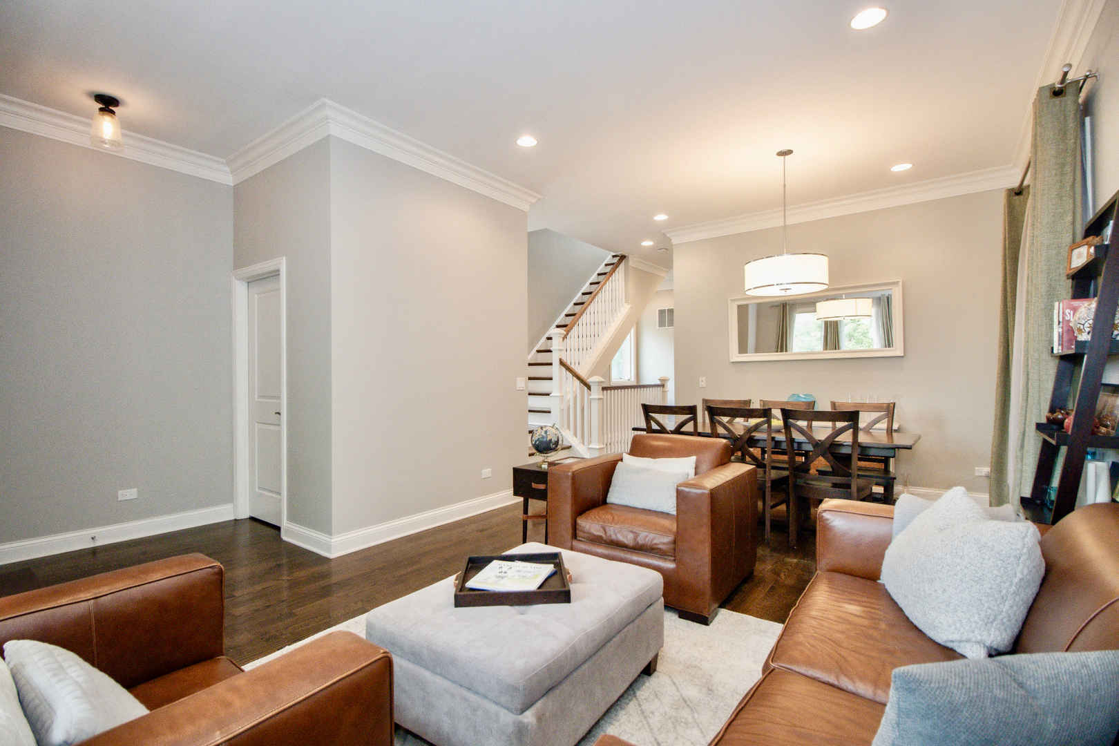 901 W 37TH Street