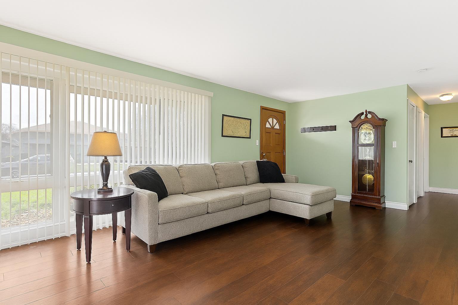 9966 S California Avenue