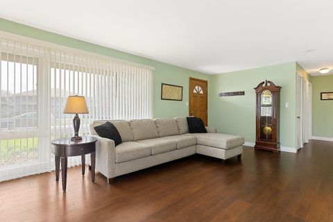 Tiny photo for 9966 S California Avenue, Evergreen Park, IL 60805 (MLS # 12595848)