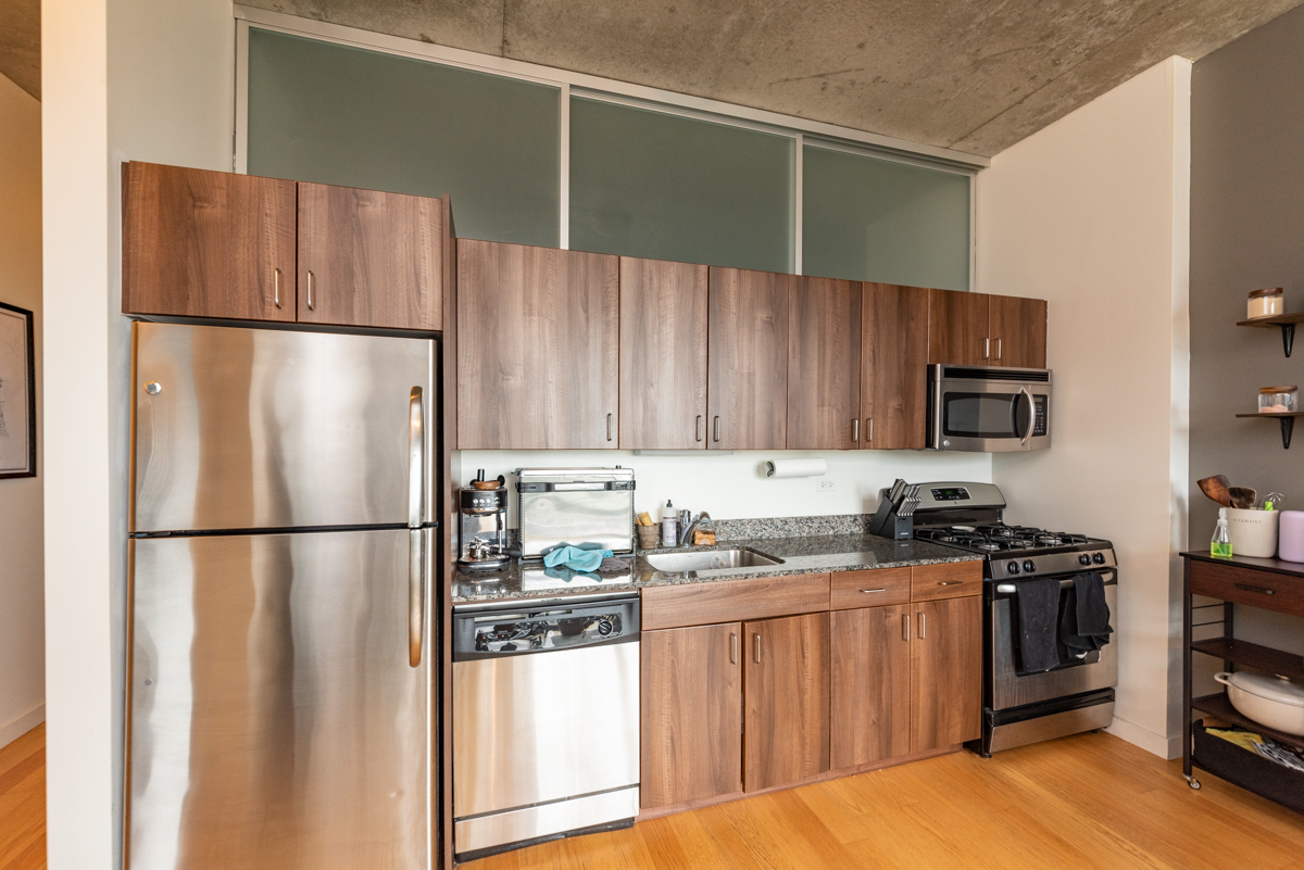 235 W Van Buren Street 2113