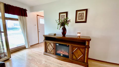 Tiny photo for 1633 E 93rd Street, Chicago, IL 60617 (MLS # 12635911)