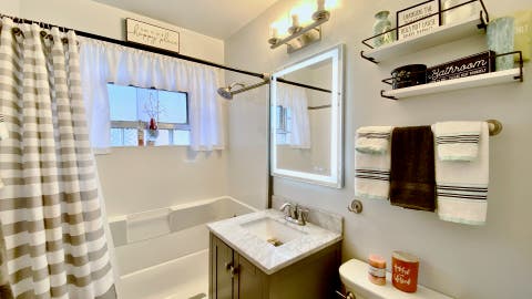 Tiny photo for 1633 E 93rd Street, Chicago, IL 60617 (MLS # 12635911)