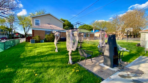 Tiny photo for 1633 E 93rd Street, Chicago, IL 60617 (MLS # 12635911)