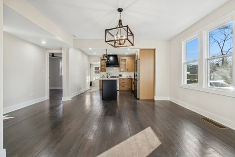 Tiny photo for 929 Prairie Avenue, Park Ridge, IL 60068 (MLS # 12567838)