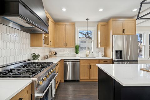 Tiny photo for 929 Prairie Avenue, Park Ridge, IL 60068 (MLS # 12567838)