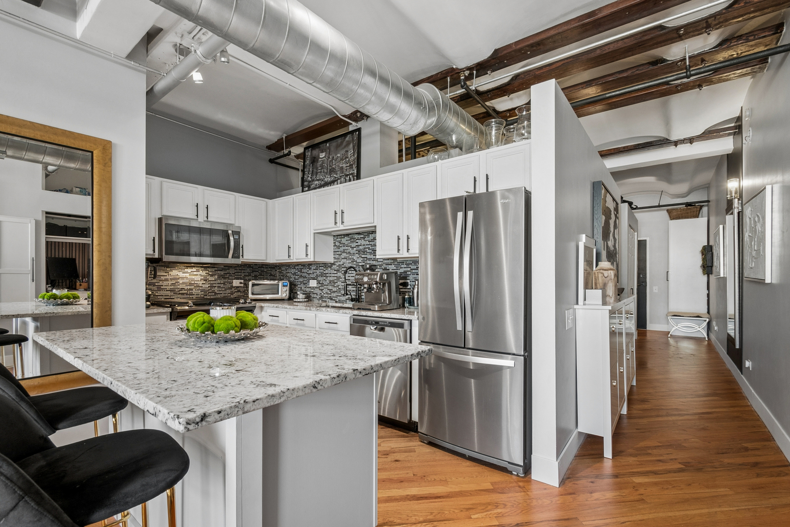 500 S Clinton Street 641