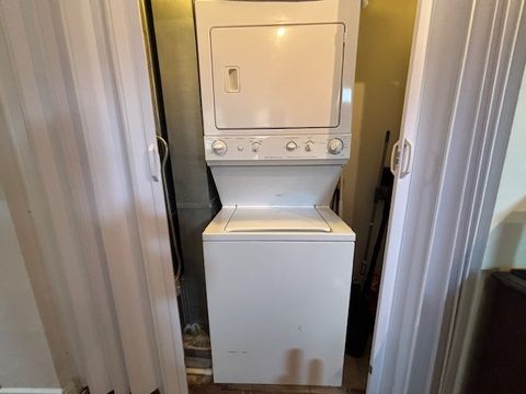 Tiny photo for 4155 N Bernard Street #G, Chicago, IL 60618 (MLS # 12452616)