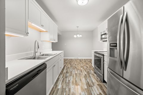 Tiny photo for 1606 E Stonehenge Drive, Sycamore, IL 60178 (MLS # 12524816)