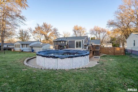 Tiny photo for 4036 HILLANDALE Road, Davenport, IA 52806 (MLS # QC4269417)