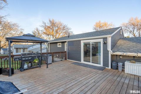 Tiny photo for 4036 HILLANDALE Road, Davenport, IA 52806 (MLS # QC4269417)