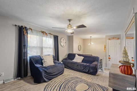 Tiny photo for 4036 HILLANDALE Road, Davenport, IA 52806 (MLS # QC4269417)