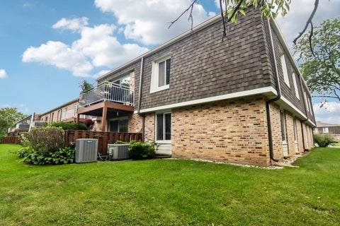 Tiny photo for 4616 Kings Walk Drive #1C, Rolling Meadows, IL 60008 (MLS # 12767095)