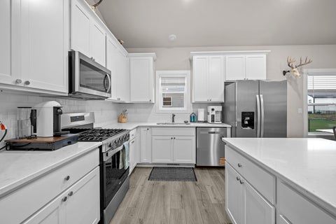 Tiny photo for 6121 Thor Avenue, Davenport, IA 52807 (MLS # 12796623)
