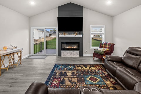 Tiny photo for 6121 Thor Avenue, Davenport, IA 52807 (MLS # 12796623)