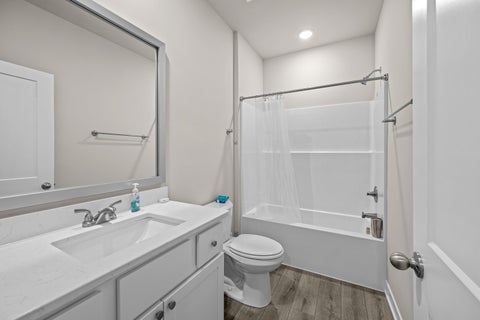 Tiny photo for 6121 Thor Avenue, Davenport, IA 52807 (MLS # 12796623)